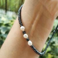 Collana ematite e perle