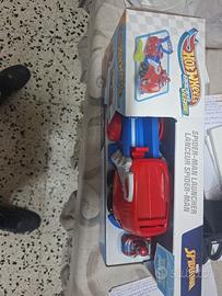 Hot wheels racer verse spider man nuovo