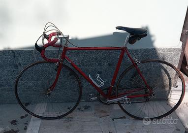 bicicletta antica corsa 