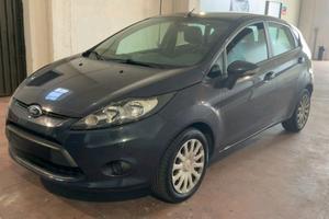Ford Fiesta 5 porte - NEOPATENTATI - UNICOPROPRIET