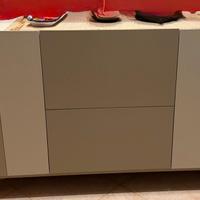 Madia moderna in legno – qualità e capienza