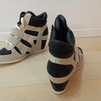 scarpe con tacco interno n.40 mai usate