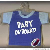 MINI T-SHIRT *BABY ON BOARD* CON VENTOSA