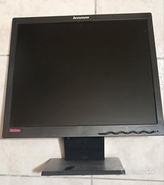 Monitor 15 pollici Lenovo
