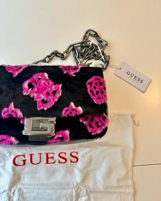 Borsa guess con pelliccia nera e fucsia