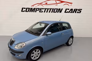Lancia Ypsilon 1.4 16V Platino