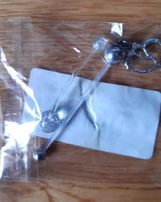 Piercing pancione gravidanza con piedini neonato