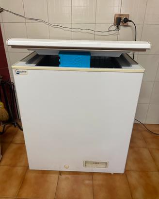 Freezer a pozzetto