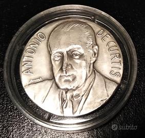 Medaglia celebrativa  "CENTO ANNI DI CINEMA"