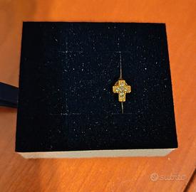 orecchino singolo croce