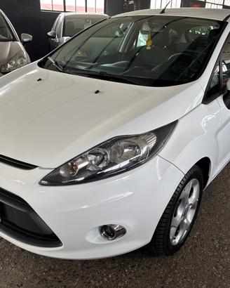 Ford Fiesta 1.4 TDCi 70CV 5p Titanium NEOPATENTATO