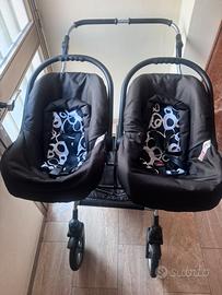 Passeggino gemellare