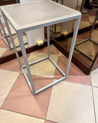 Sgabello tavolino