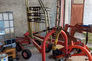 GIROANDANATORE RANGHINATORE PER TRATTORE