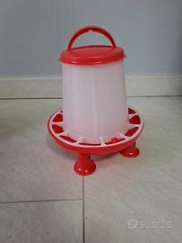 5 mangiatoie per galline