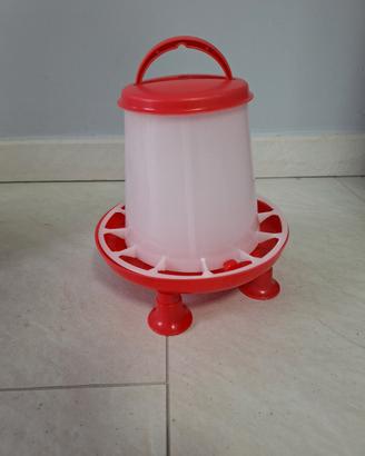 3 mangiatoie per galline