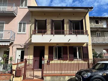 Appartamento Caronia [Cod. rif 3157611VRG]