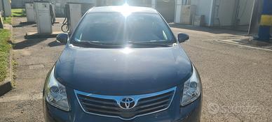 Toyota Avensis 1.8 Benzina – 2010 – 150.000 