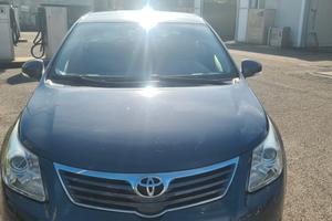 Toyota Avensis 1.8 Benzina – 2010 – 150.000 