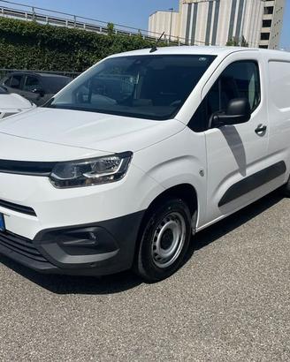 Toyota Proace City 1.5D 100cv S&S MT L1 S Com...