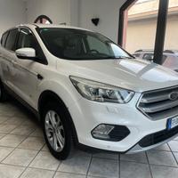 Ford Kuga 2.0 TDCI 150 CV S&S 4WD Powershift Titan