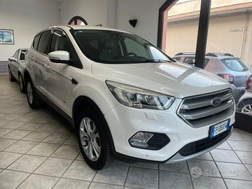 Ford Kuga 2.0 TDCI 150 CV S&S 4WD Powershift Titan