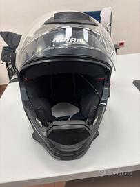 Casco con mentoniera