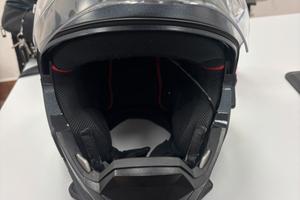 Casco con mentoniera