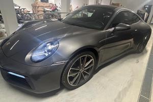 Porsche 992 carrera 4s