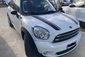 **MINI Countryman Cooper D E6 — 1.6 diesel 112cv**