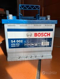 Batteria Auto Bosch S4 002 - 52Ah 470A