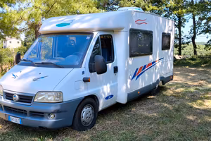 Semi integrale Mc Louis 2005 su Ducato 2,3 Jtd