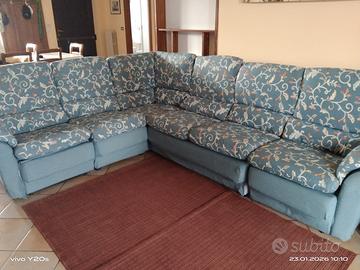divano angolare completo di 2 poltrone relax