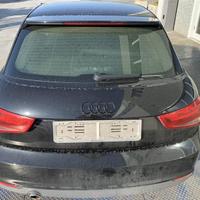 PORTELLONE POSTERIORE COMPLETO AUDI A1 Serie (8XK)