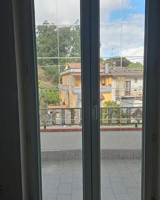  finestra più balcone 