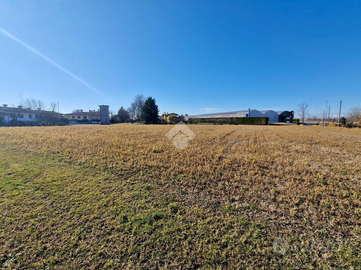 TER. RESIDENZIALE A AZZANO DECIMO - Vista 3