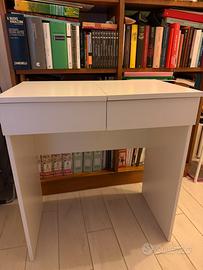 Scrivania con specchio