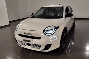 Fiat 600 Hybrid DCT MHEV 110cv La Prima '25 Km 0