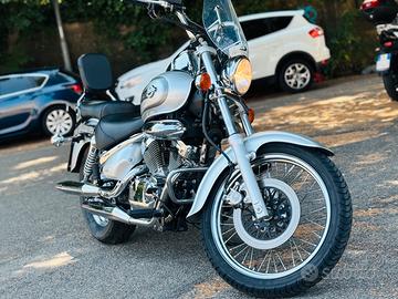 Suzuki Intruder VL250