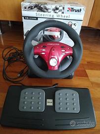 Volante con pedaliera, in permuta