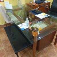 Poltrone + tavolo in cristallo