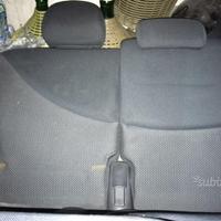 Interni toyota yaris 2002