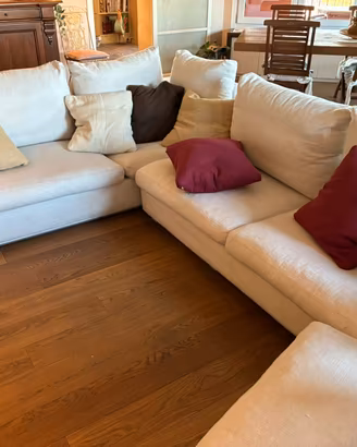 Divano Angolare Bianco con ChaiseLongue e poltrona