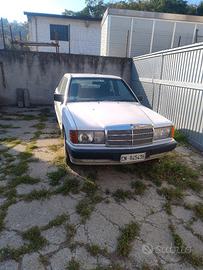 Mercedes 190 