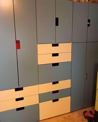 Armadio celeste e bianco Ikea