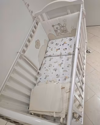 Lettino per bimbi con sbarre
