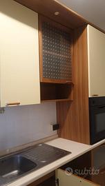 Cucina completa di elettrodomestici