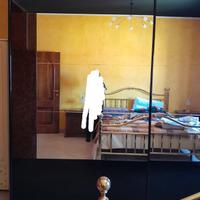 ARMADIO COMÓ E 2 COMODINI 90 euro tutto