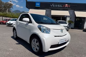 Toyota iQ 1.0 Multidrive