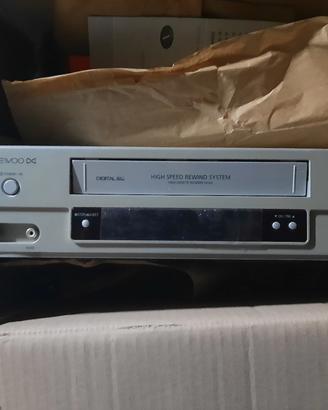 Videoregistratore VHS Daewoo
